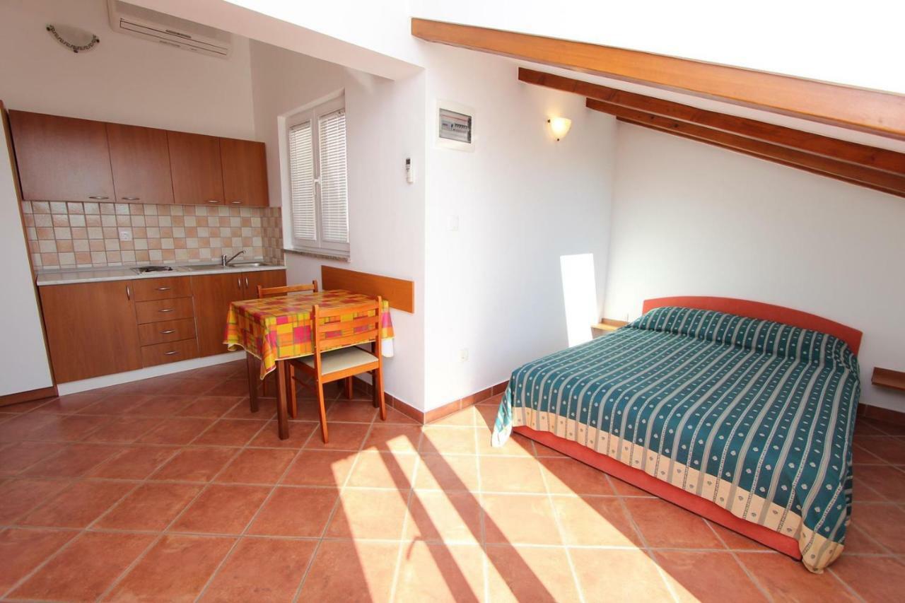Apartments Elida 로비니 외부 사진