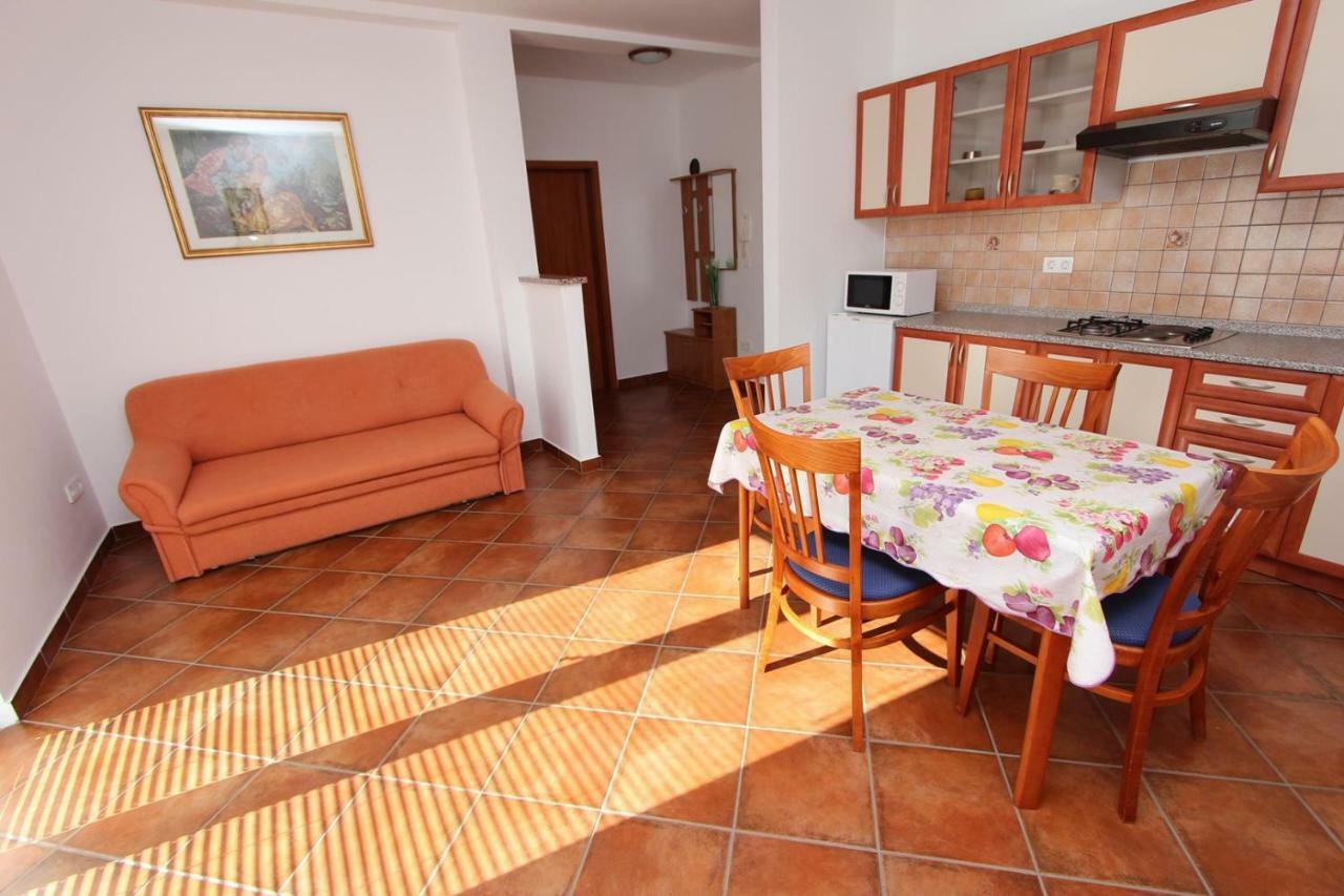 Apartments Elida 로비니 외부 사진